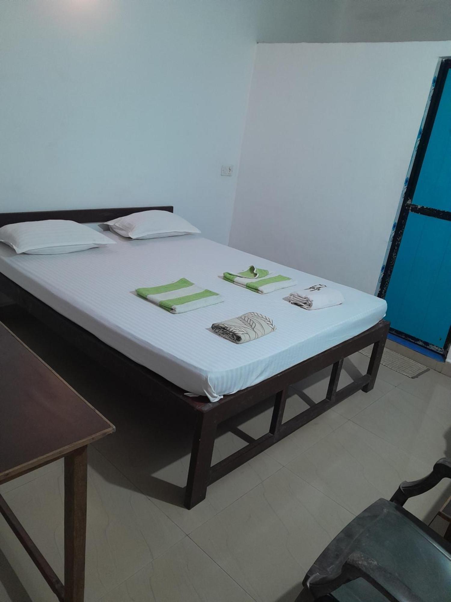Ivon Guest House Arambol Phòng bức ảnh